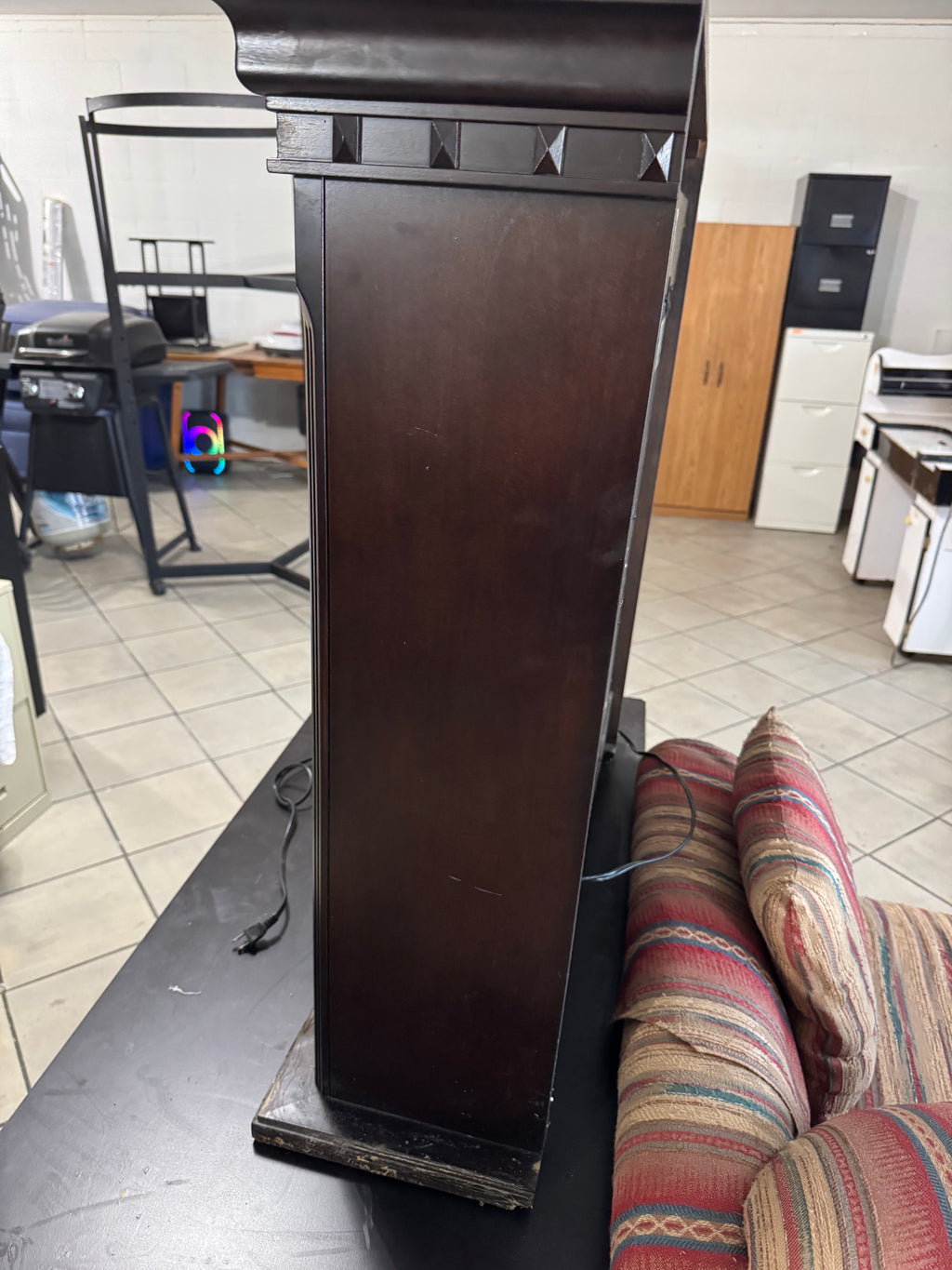 Electric fireplace